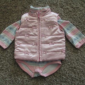 Gymboree 2 Piece 12-24 month Snowflake L/S Turtleneck Onesie w/ Pink Vest - Used